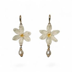 Soft Reflection – White Daffodil Earrings