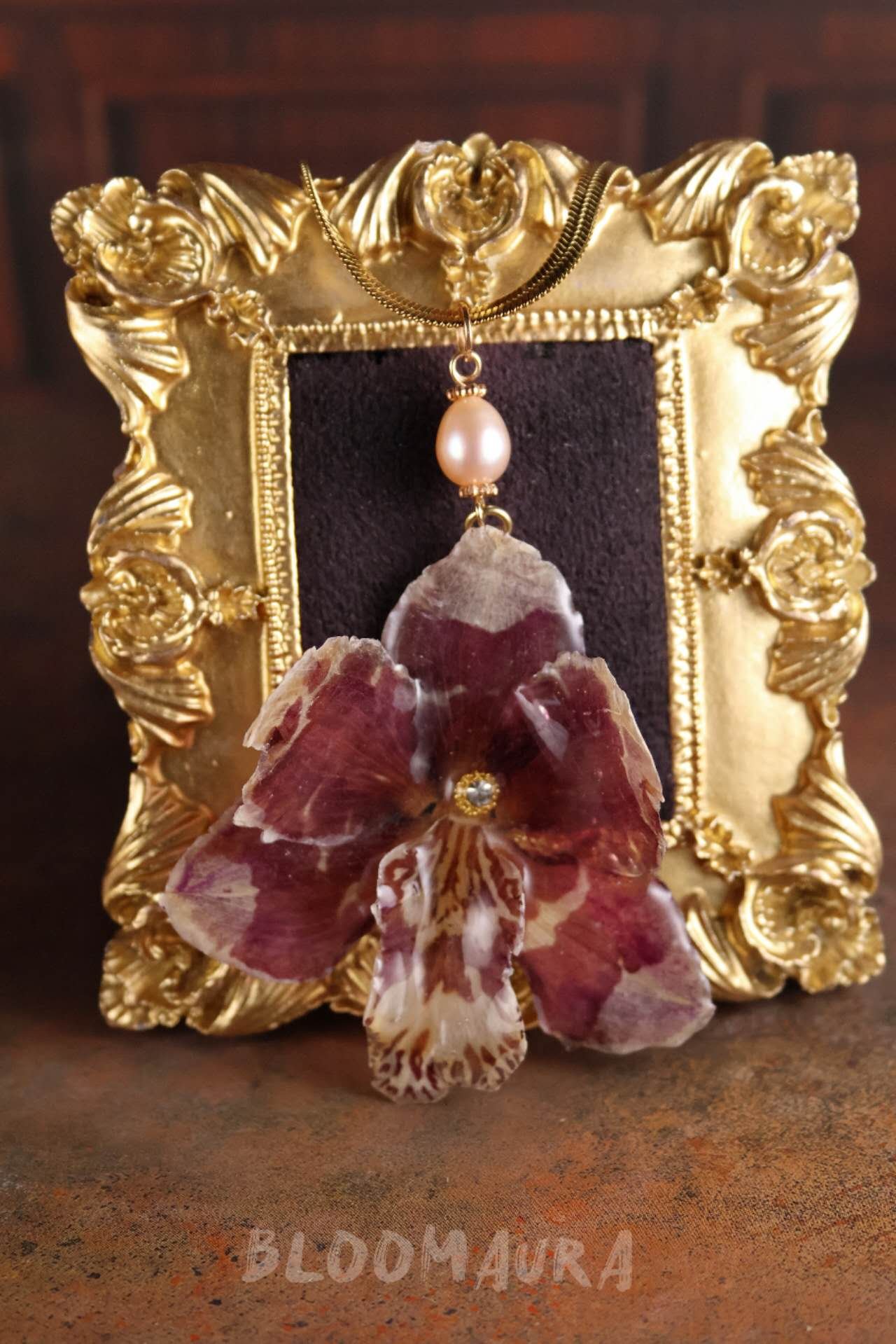 Phalaenopsis Orchid Pendant Necklace — Plum Blush