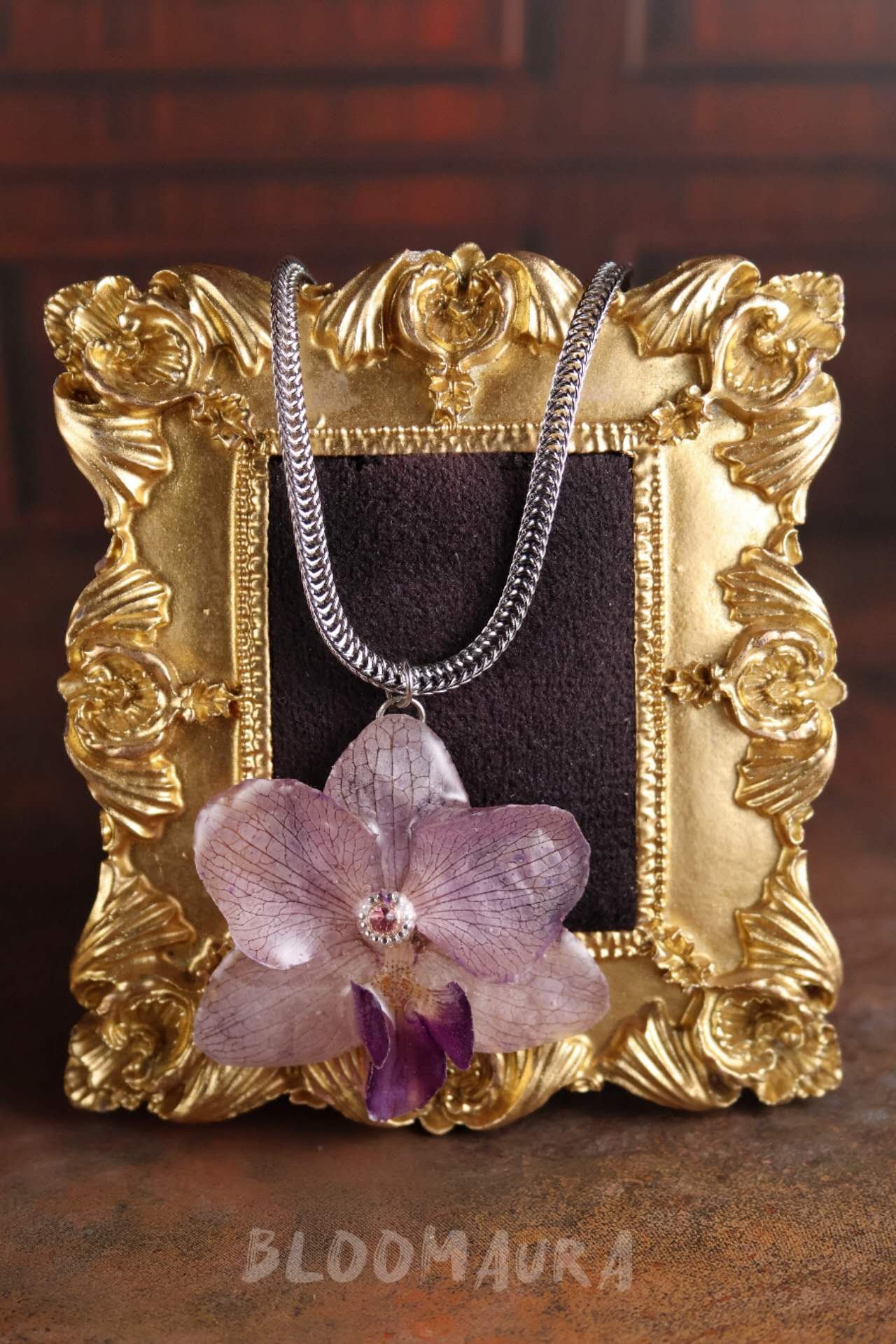 Phalaenopsis Orchid Pendant Necklace — Lilac Mist