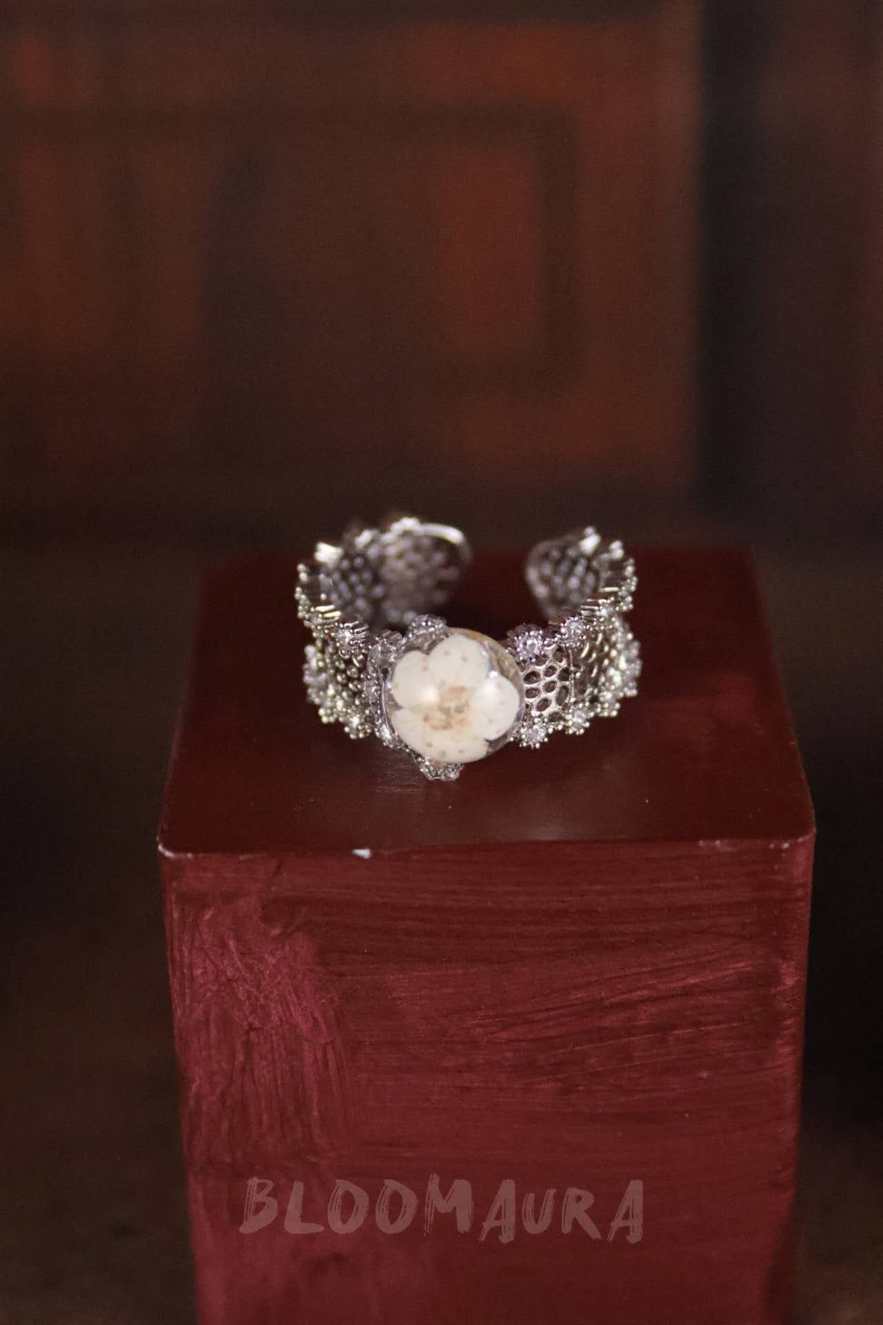 Forget-Me-Not Ring — Silver & White, Adjustable